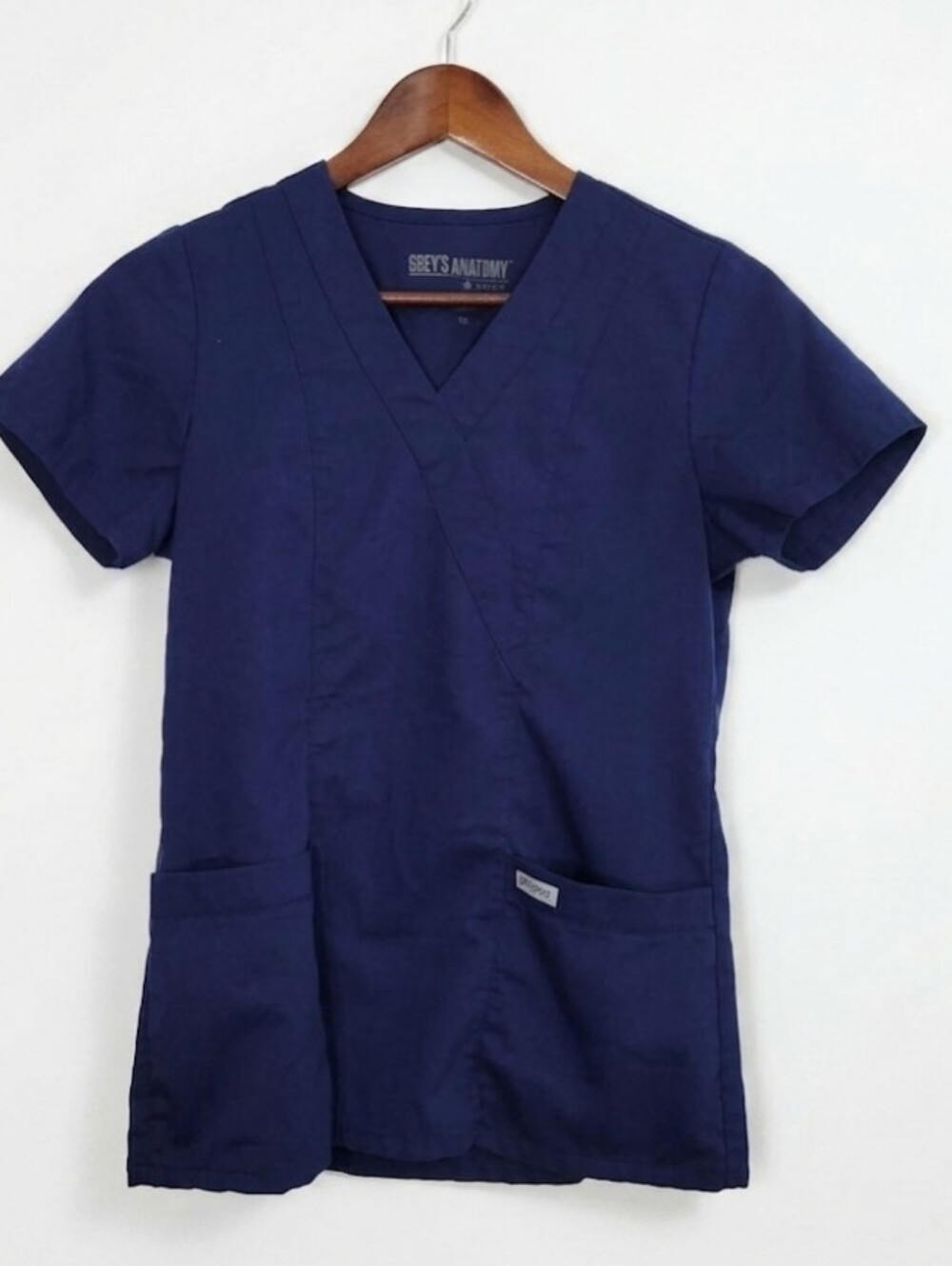 Grey's Anatomy navy‎ scrub top